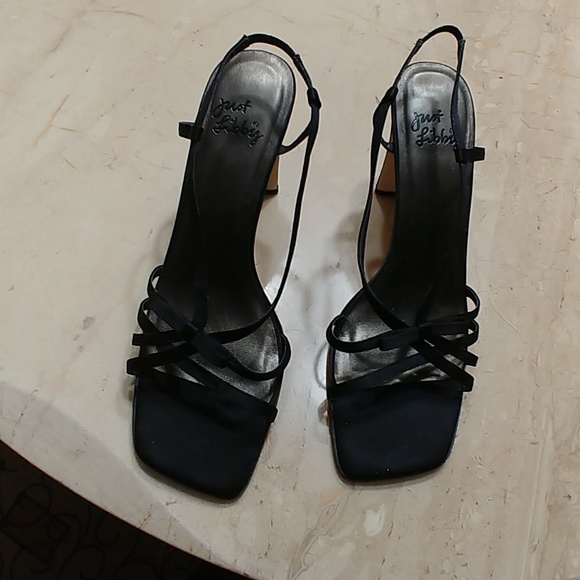 Women's Sandal - Picture 1 of 4